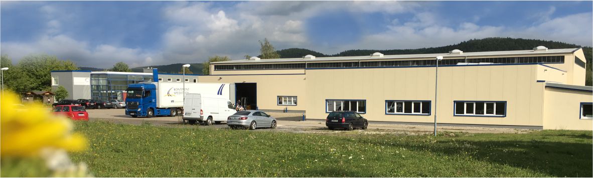 Firmengebäude der Plasteverarbeitung Hochstein